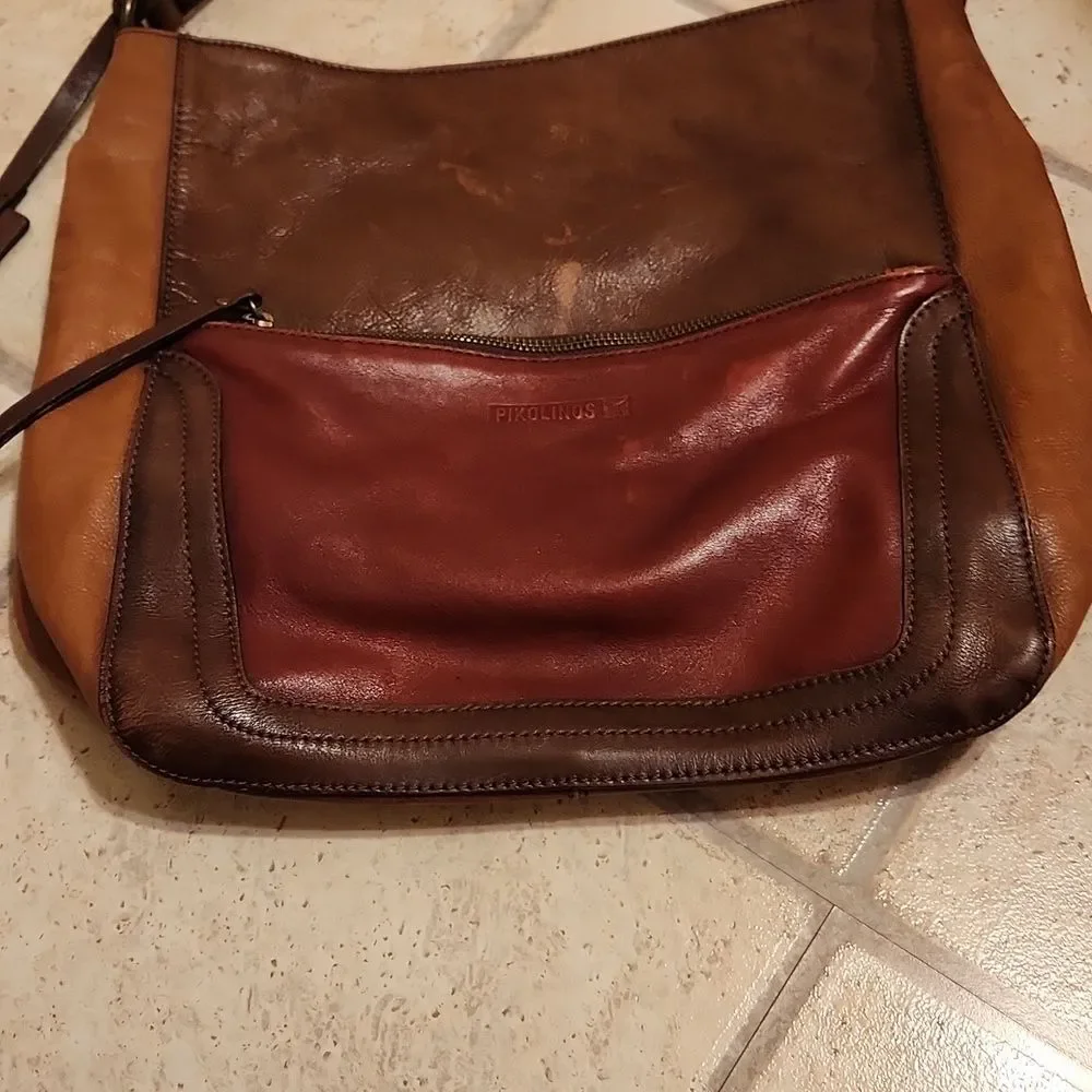Pikolinos Brown/Garnet Tricolored Leather Cuero Hobo Handbag